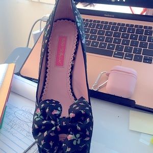 Betsey Johnson peep toe pumps
